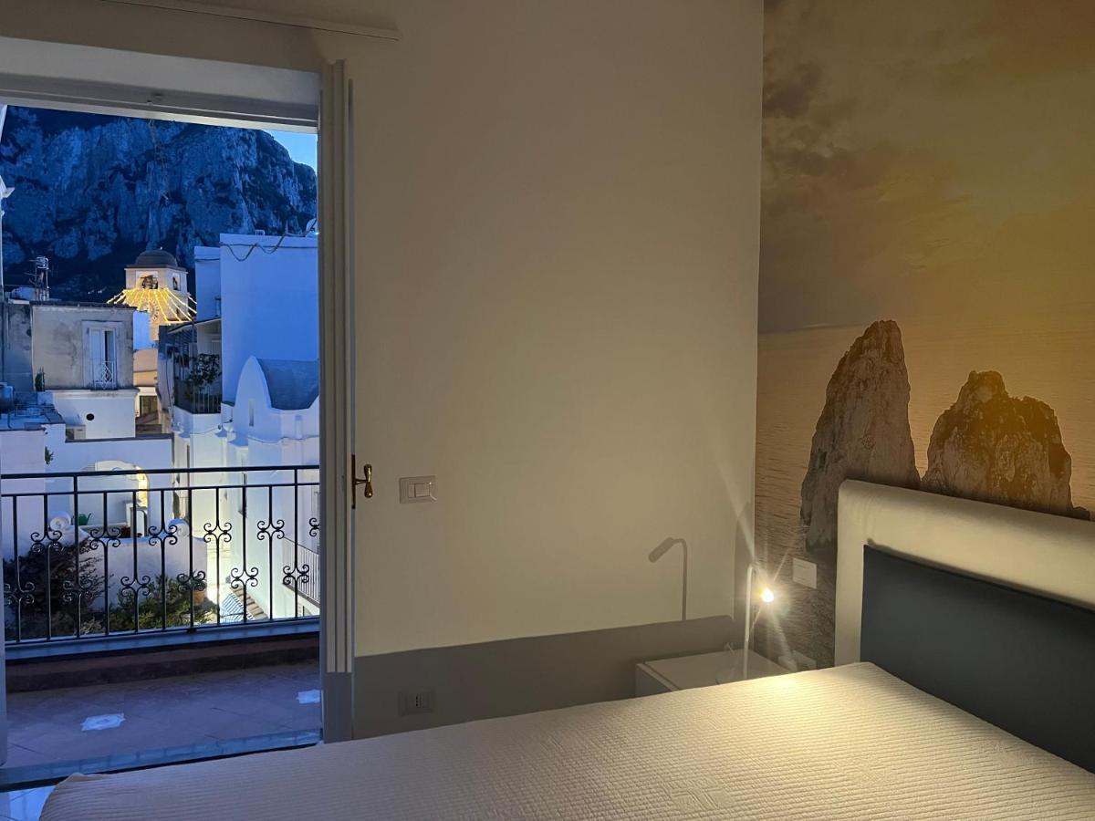 Caprigetaway - Domus Le Botteghe Apartment Luaran gambar